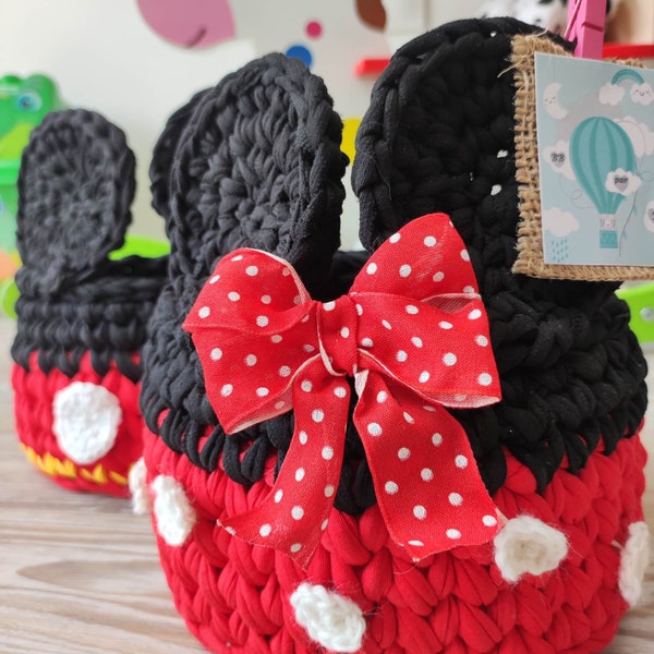 panier Mickey ou Minnie, panier rangement Disney, fait main, au crochet, pratique, décoratif. Cadeau anniversaire fille  ou garçon