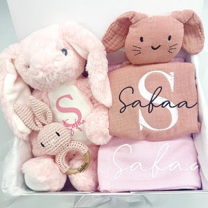 Personalizowane pudełko prezentowe dla noworodka, zestaw prezentowy dla dziewczynki, prezent dla noworodka, prezent na baby shower, kosz dla noworodka, kocyk dla dziecka, prezent dla noworodka