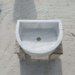 Handmade Calacatta White Marble Wall-Mounted Sink - 17.72&quot; Width