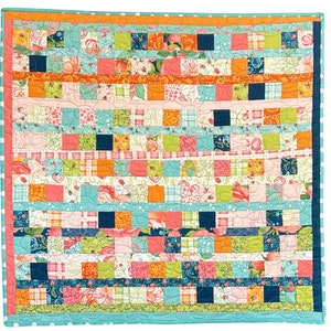 Baby Quilt with a Scrappy Look