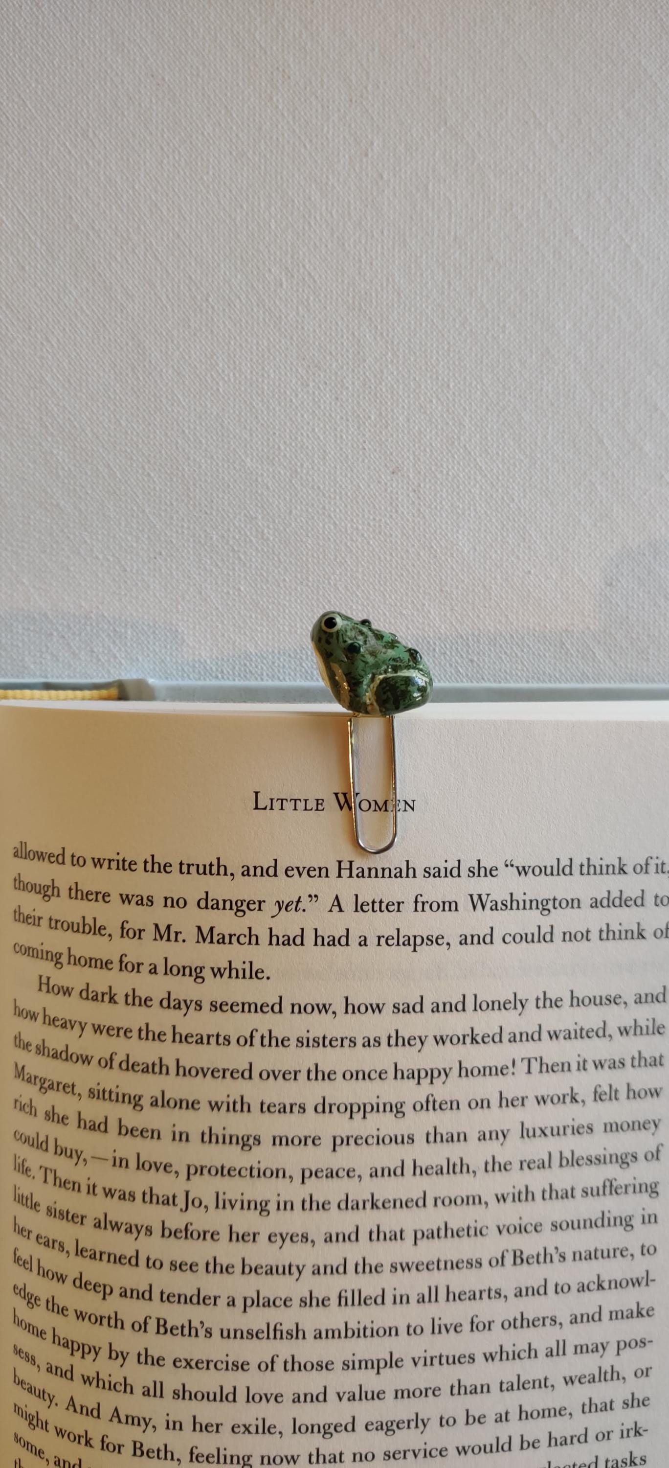 Toad Paperclip Clay Bookmark Paperclip Figurine | Toad | Cute | Minimal | Bookish - Etsy