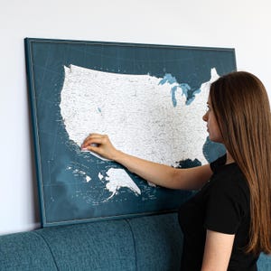 USA Push Pin Map – Green Canvas Travel Map with Pins