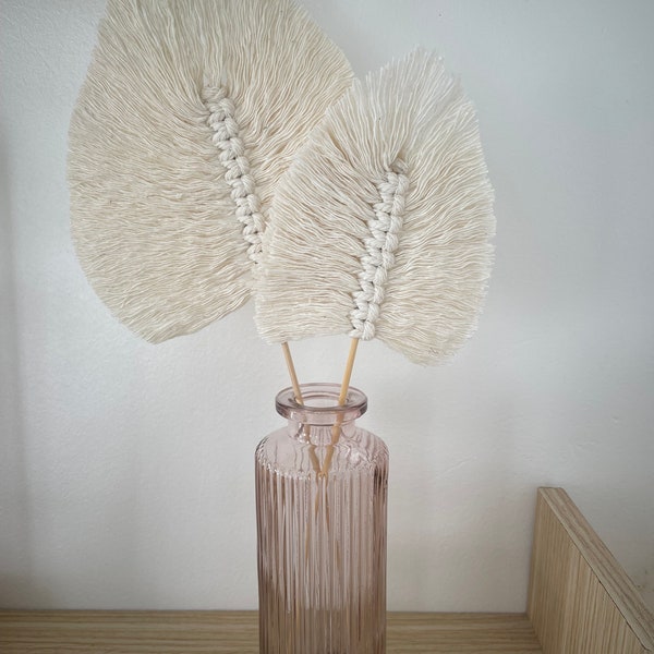Feuille en macramé sur tige bois - décoration vase