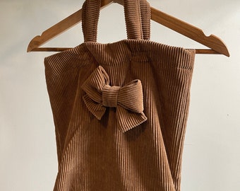 Brown tote bag bow detail