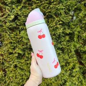 Owala Rose Quartz Hello Kitty Pink Bottle 32 oz 950 ML
