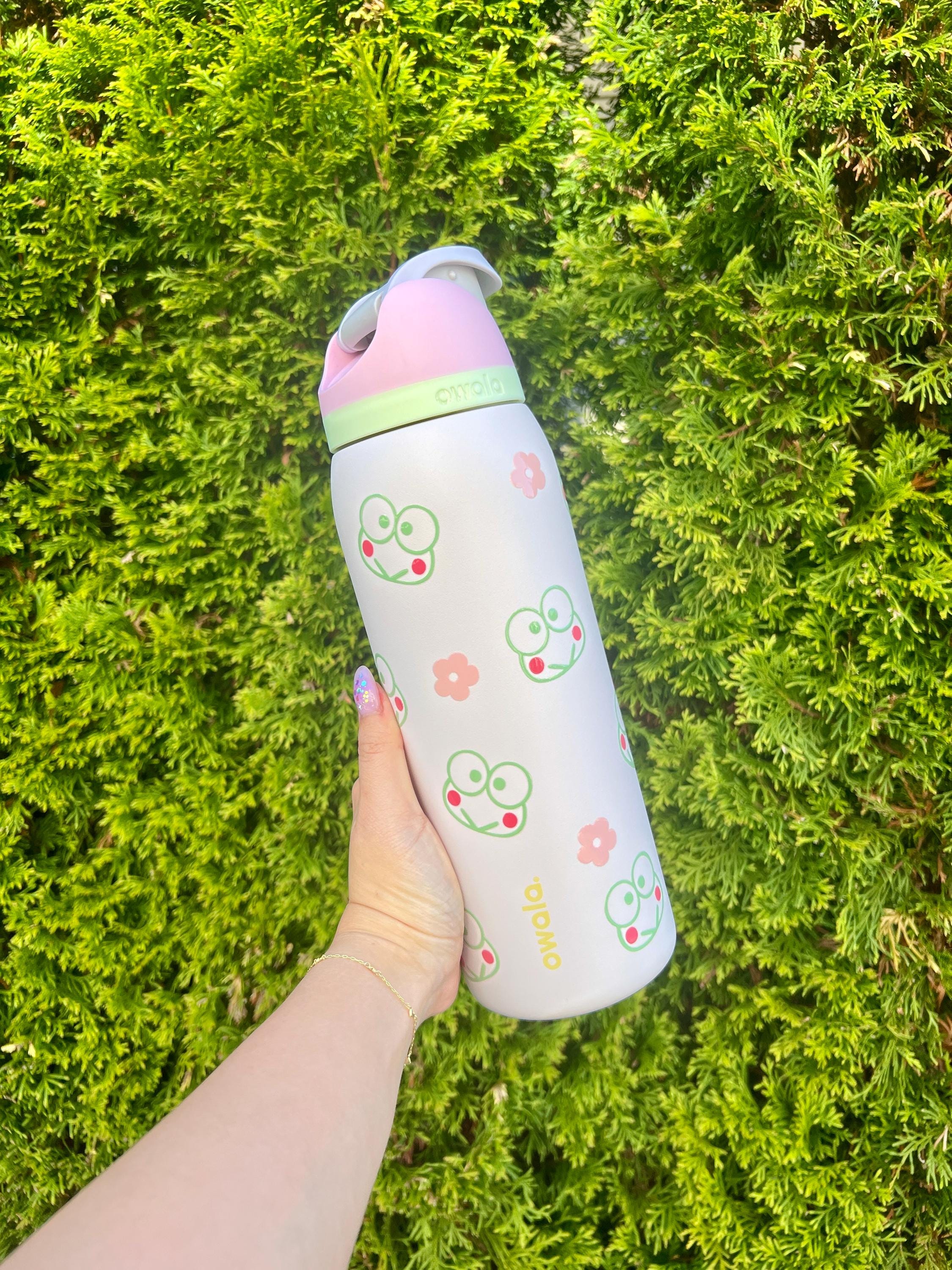 Keroppi Owala 32oz Pink Cream Water Bottle, Sanrio Inspired Hello