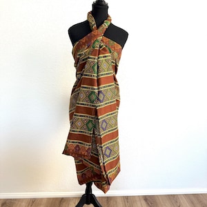 Malong sarong pattern geometric brown Filipino fashion one size boho bohemian island style batik lungi