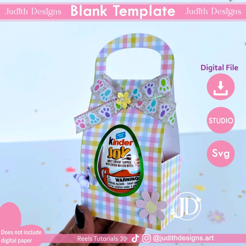 Peut inclure: Une bo&icirc;te cadeau mod&egrave;le vierge &agrave; carreaux pastel avec une poign&eacute;e, orn&eacute;e d'un n&oelig;ud en ruban &agrave; empreintes de pattes, d'une fleur jaune et d'un bonbon Kinder Joy. La bo&icirc;te porte les inscriptions "Kinder Joy" et "Blank Template".