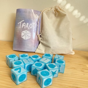 Glow In The Dark Tarot Würfel 6D Würfel mit Booklet und Tasche Wahrsagungswerkzeug Klarheit Lesungen bringen Einsicht Spirituelle Führung Set Deck