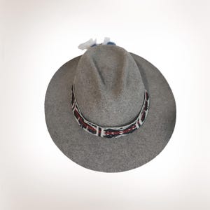 Handmade Gray Andean Hat – Peruvian Alpaca & Felt Fedora, Sustainable Inka Q’ero Woven Band Hat, Artisan Camel Fedora