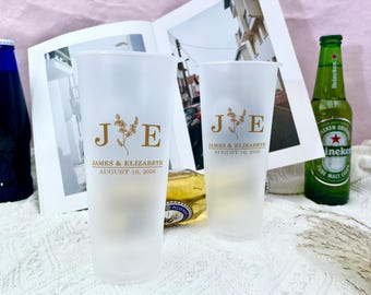 Bicchieri di plastica infrangibili con iniziali personalizzate per matrimonio, bicchieri minimalisti satinati per matrimonio, bicchieri personalizzati, bicchieri da cocktail, decorazioni moderne per matrimonio