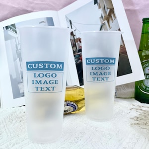 Bicchieri glassati personalizzati per matrimoni, bomboniere in bicchieri di plastica per addio al nubilato, bomboniere stampate per compleanni, matrimoni, lauree, feste aziendali e occasioni speciali