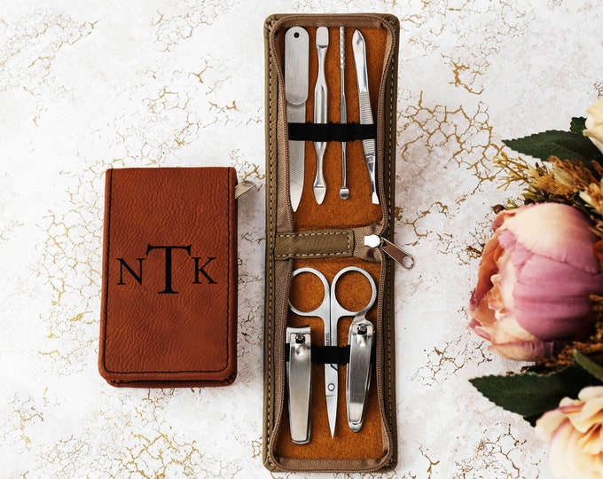 Personalized Manicure Set, Nail Care, Grooming Set, Leather Beauty Case, Manicure Gift Set, Personalized Engraved Leather Manicure Organizer