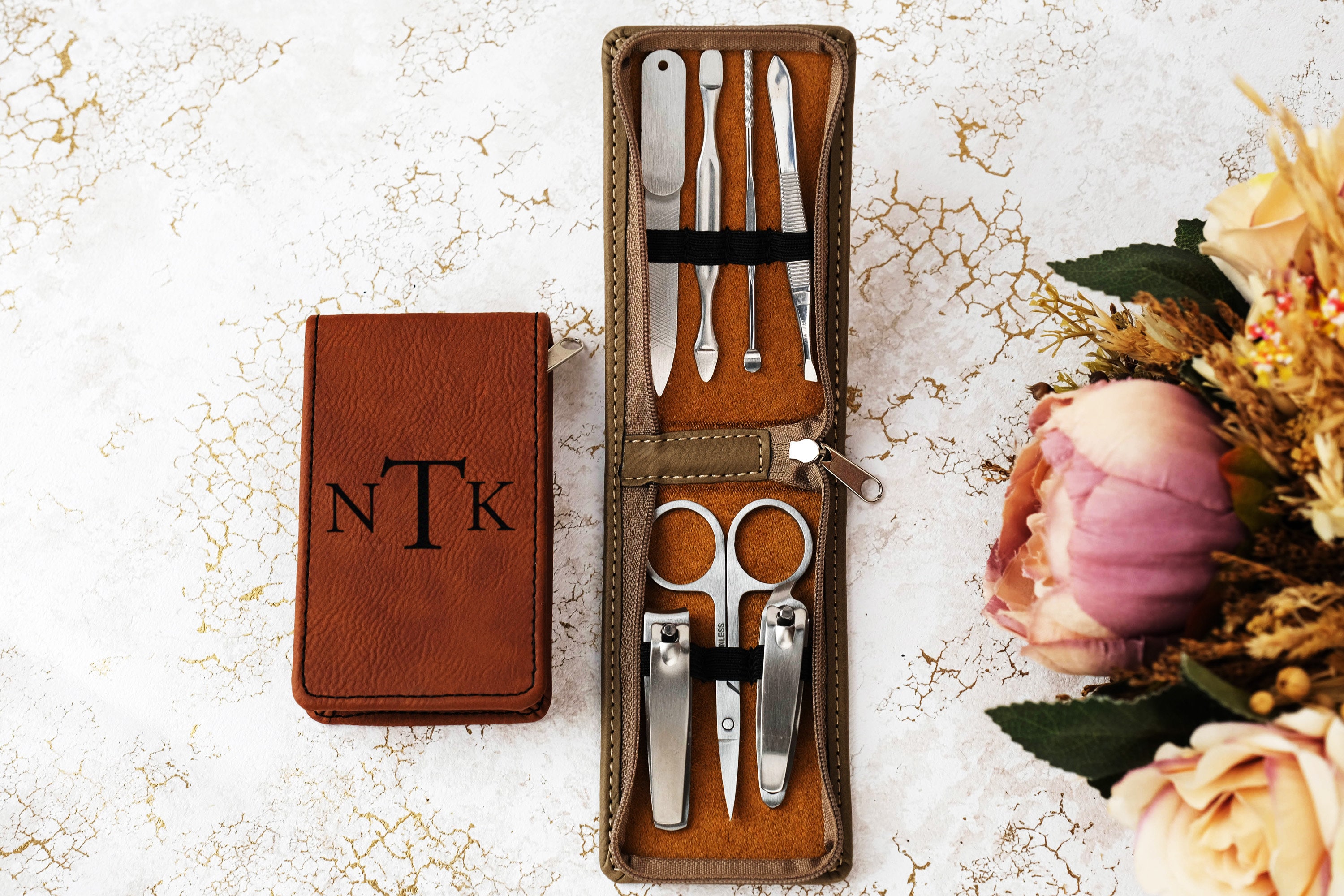 Personalized Manicure Set, Nail Care, Grooming Set, Leather Beauty Case, Manicure Gift Set, Personalized Engraved Leather Manicure Organizer