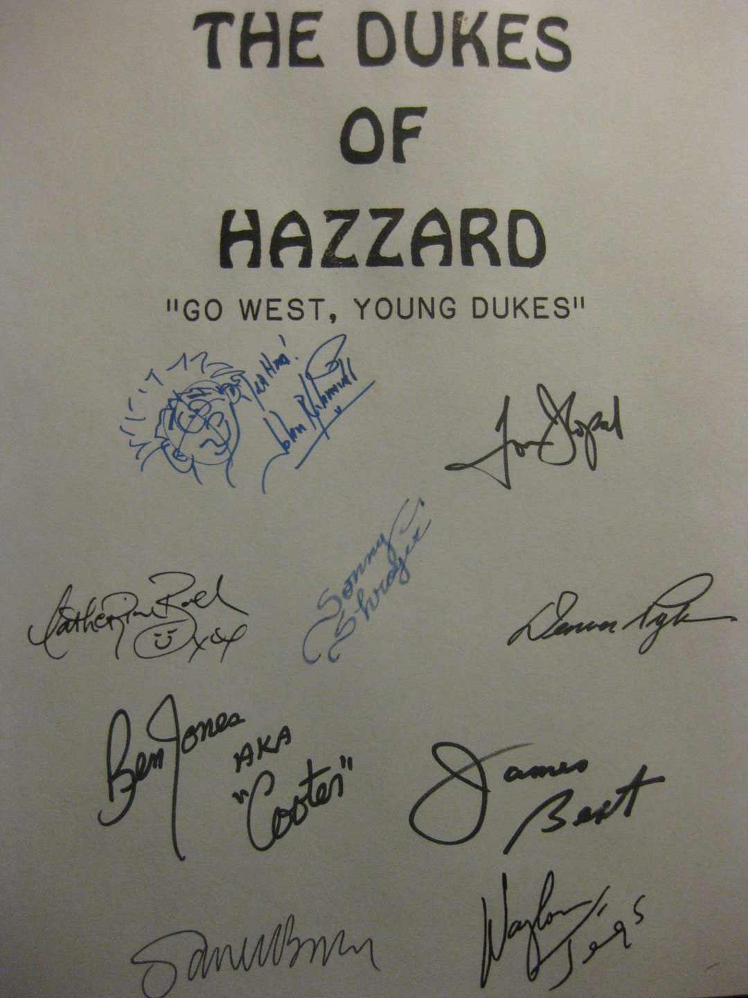 The Duke Script The Dukes of Hazzard Signed TV Script Screenplay X9 Autograph Tom Wopat ...