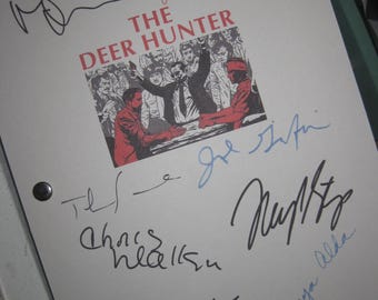 El cazador Guión de película firmado X8 Autógrafos Robert De Niro John Cazale Christopher Walken Meryl Streep John Savage RPT