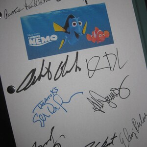 Hitta Nemo Signerat filmmanus Filmmanus X9 Autograf Albert Brooks Ellen DeGeneres Willem Dafoe Allison Janney Brad Garrett 2003