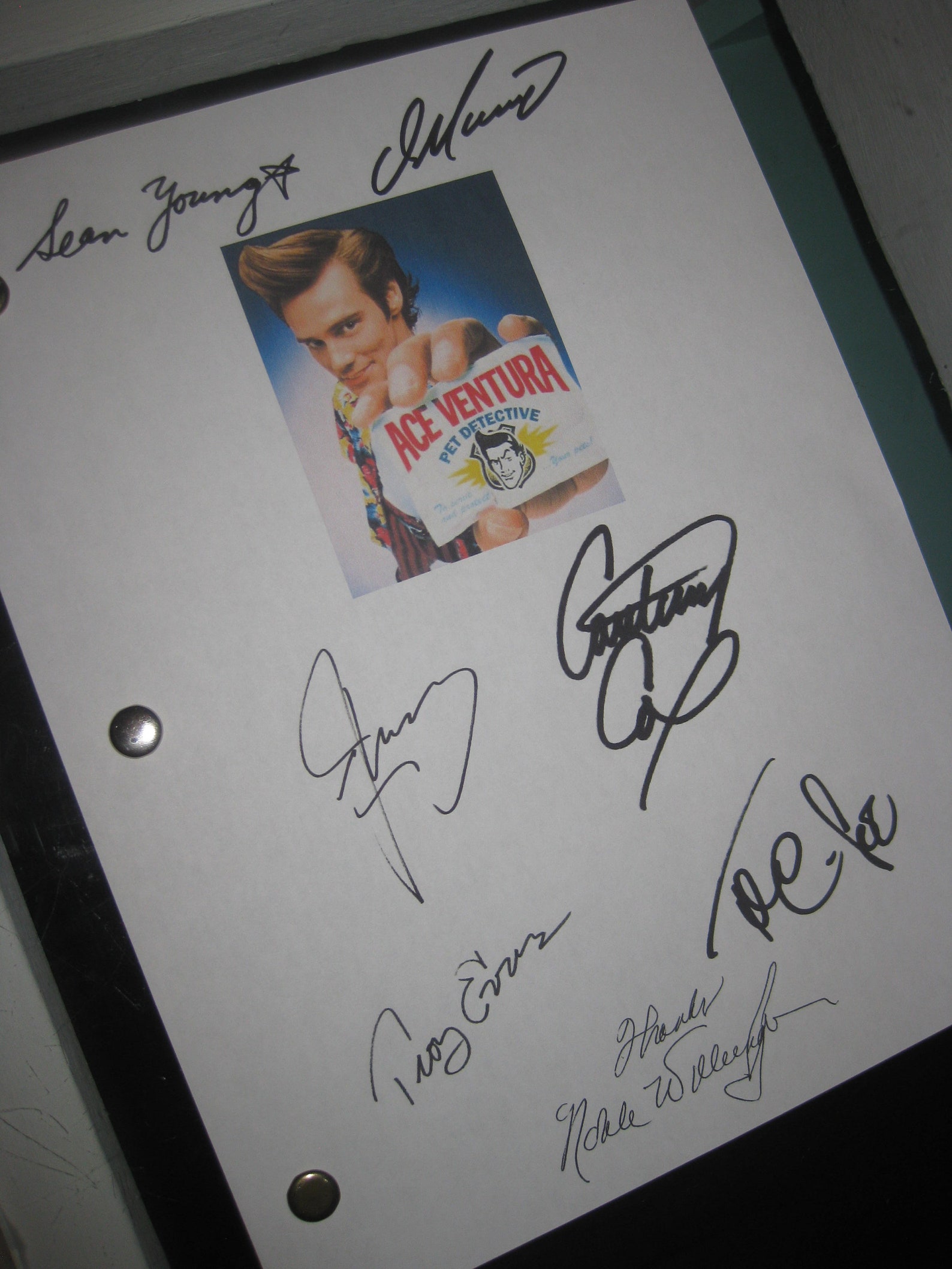 Ace Ventura Pet Detective Signed Film Movie Screenplay Script X7 ...