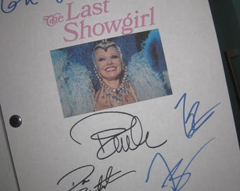 La última corista Guión de película firmado X9 Autógrafos Gia Coppola Pamela Anderson Brenda Song Jamie Lee Curtis Dave Bautista R