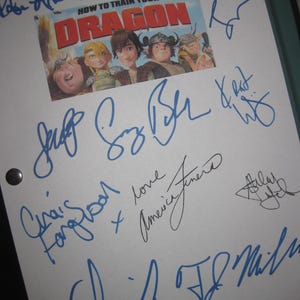 How to Train Your Dragon Signed Movie Film Script Screenplay X11 Autograph Jay Baruchel Gerard Butler Craig Ferguson America Ferrera 2010 RP