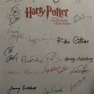 May include: A white sheet of paper with black ink signatures from the cast of the movie Harry Potter and the Prisoner of Azkaban. The signatures include: Richard Griffiths, Maggie Smith, Robbie Coltrane, Chris Columbus, Alfonso Cuaron, Gary Oldman,  Harry Melling, Adrian Rawlins, Geraldine Somerville,  Lee  Jones,  Jimmy Gardner,  Jim  Gave,  and  David  Thewlis.