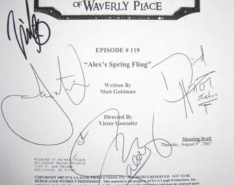 Guión de TV firmado de Los Hechiceros de Waverly Place, 4 autógrafos, David Henrie, Jake T. Austin, Selena Gomez, Jennifer Stone, firma infantil