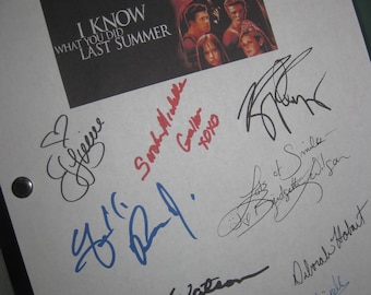 I Know What You Did Last Summer Signed Movie Film Screenplay Script X12 Jennifer Love Hewitt Sarah Michelle Gellar Ryan Phillippe reprint RP