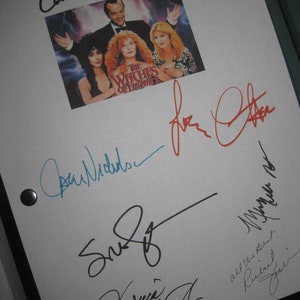 The Witches of Eastwick Signed Movie Film Script Screenplay X7 Autograph Jack Nicholson Cher Susan Sarandon Michelle Pfeiffer Cartwright RPT