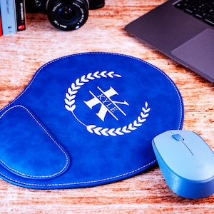 Custom Leather Mousepad, Hand Crafted Custom Desk Pad, Personalized Leather Mouse Pad with Wrist Rest, Office Desk Mousepad, Gift For Him