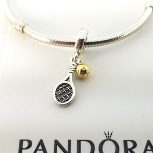 Charm colgante con raqueta y pelota de tenis para pulsera Pandora imagen 1