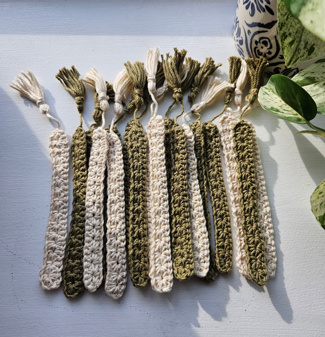 Crochet Daisy Bookmark | Bookmark With Tassel | Crochet Boho Bookmark L ...