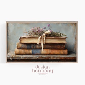 Quadro vintage con pila di libri e TV: decorazione floreale rustica (download digitale)