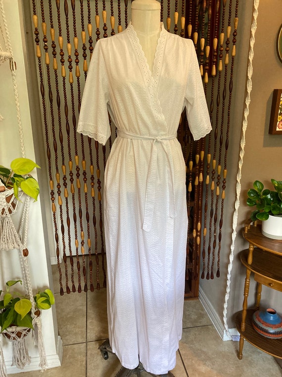 80’s cotton house dress gauzy white cotton wrap dr