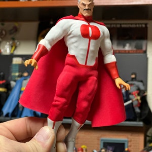 1/12 Omniman suit and cape and unpainted head only