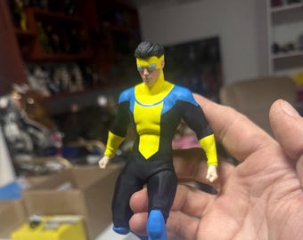 1/12 scale invincible 2.0 suits not a full figure