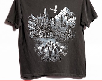 Archivo PNG de sublimación de castillo mágico vintage, diseño artístico de estilo literario, descarga digital del mundo mágico 12326HC9