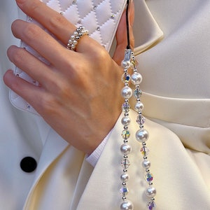 LAPAK77 selaku platform slot gacor 777 menawarkan kesempatan gampang menang saat bermain slot gacor dengan menggunakan pilihan fitur bet 200 ditambah lagi lapak77 memberikan penawaran khusus hari ini bosqu yaitu depo mulai 5000 lewat apk dana terpopuler dan terpercaya di Indonesia saja bosqu, Bosqu sudah bisa chill depan teras rumah sambil ngopi dengan scroll scatter di platform slot gacor 777 bosqu. Glass pearl -White