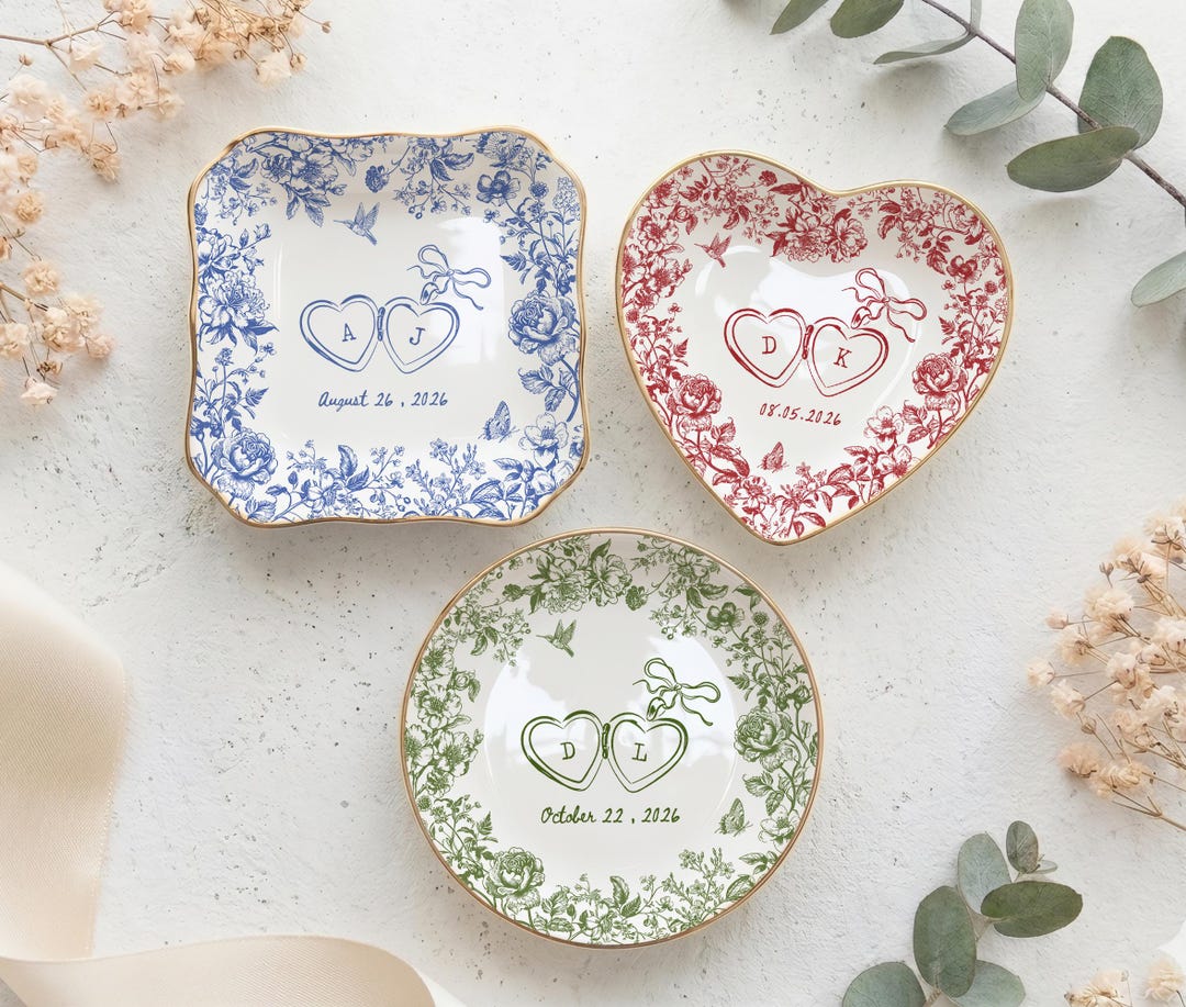 Custom Engagement Ring Dish, Personalized Wedding Ring Dish, Engagement Gifts, Gift For Bride