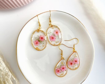 Gold Forget-Me-Not Flower Earrings: Pressed Flower Resin Dangle