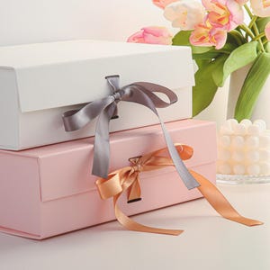Custom Bridesmaid Gift Box,Bridesmaid Proposal Box,Bridal Party Gift Boxes,Empty Box,Wedding Gift Box,Bridal Shower Box,Maid of Honor Gift image 4