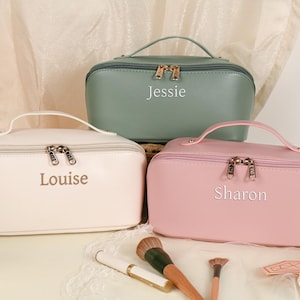 Bestickte PU-Leder-Make-up-Tasche mit Namen, bestickte Leder-Make-up-Tasche, Kosmetik-Reisetasche, Brautjungfer Vorschlag Geschenke, Brautjungfer Geschenk,