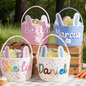 名前入りのイースターバニーバスケット、子供用イースターバスケット、イースターエッグハントバスケット、イースターバニーバケツ、おもちゃバスケット、おもちゃ付きバスケット