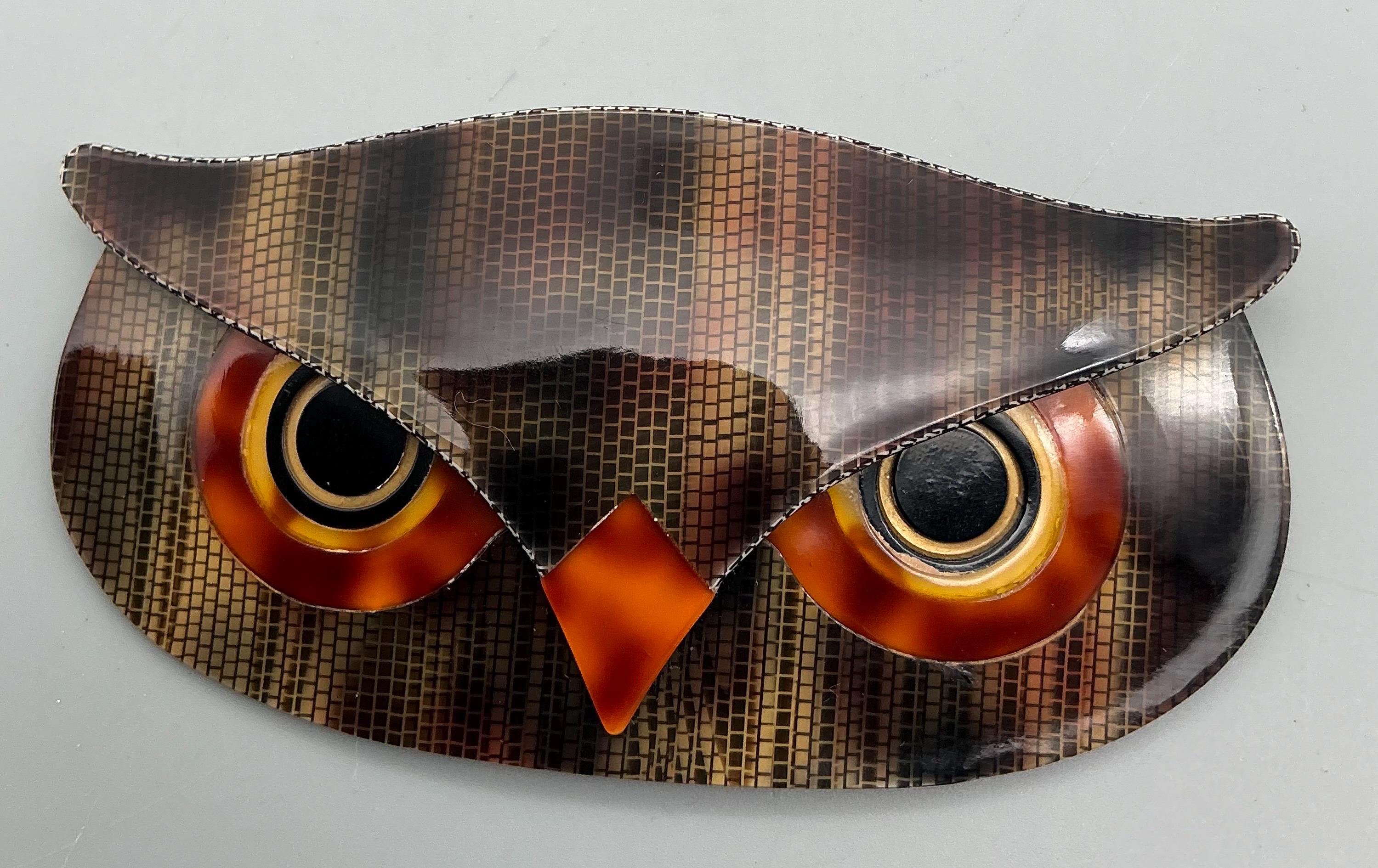 素敵なヴィンテージの Lea Stein フクロウのブローチ。 - Etsy 日本