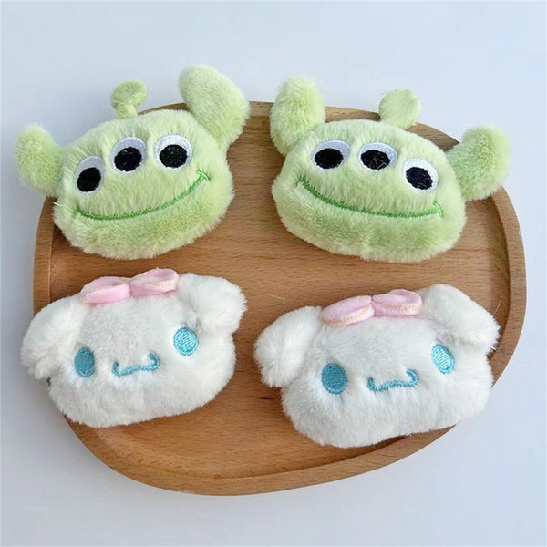 New imitation rabbit fur three-eyed monster plush cartoon accessories doll brooch accompanying gift bag accessories