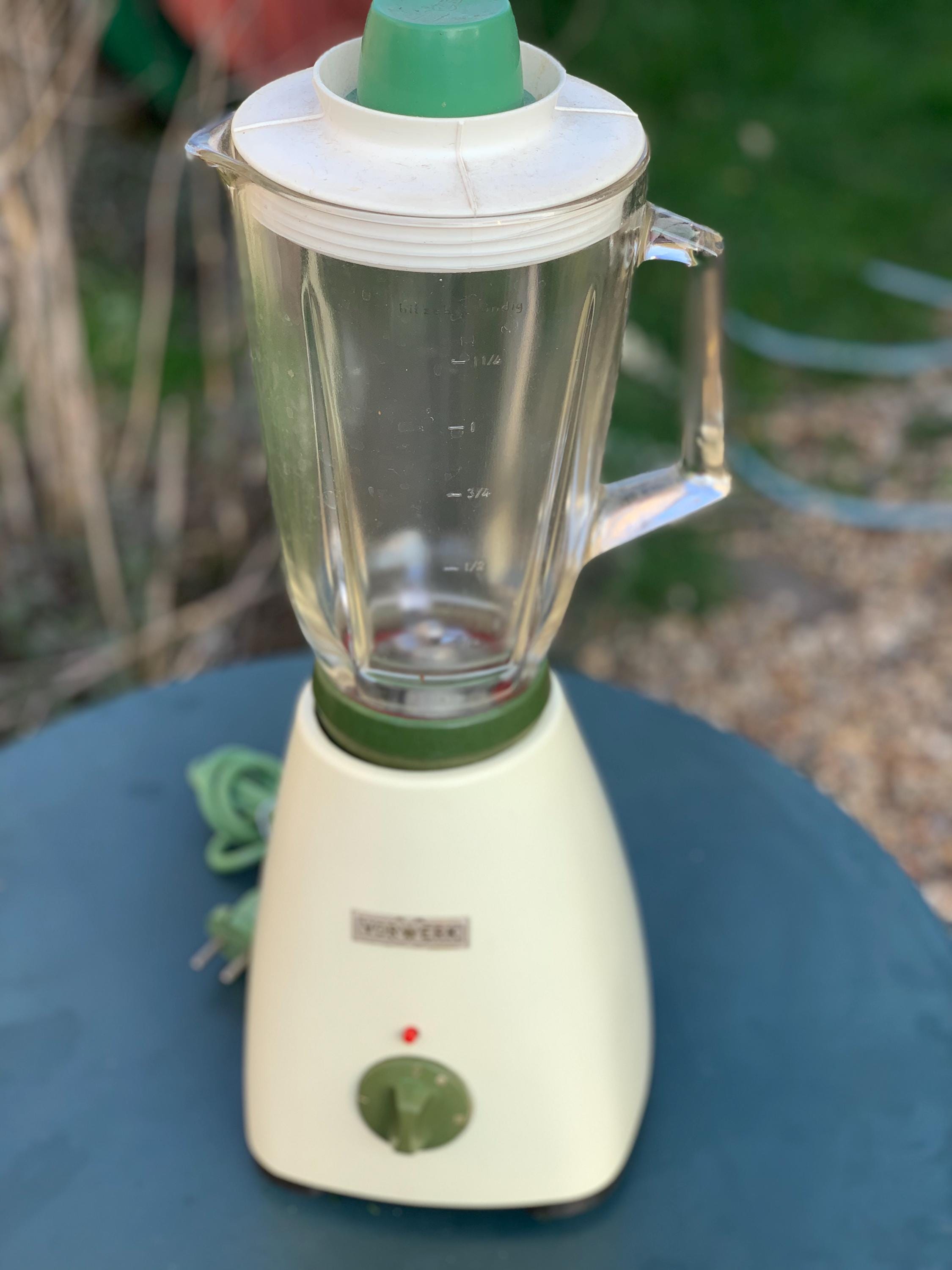 Robot Blender Vintage Vorwerk – Modèle VKM5, Couleur Ivoire/Vert, Bon état