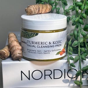 Turmeric & Kojic Facial Cleansing Pads