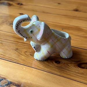 Vintage Plaid Elephant Trunk Up Ceramic Planter - Yellow and Pink