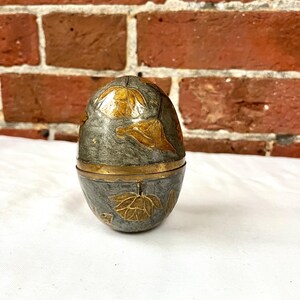 Vintage Brass Egg Trinket Box | Floral Keepsake Box (9cm Tall)