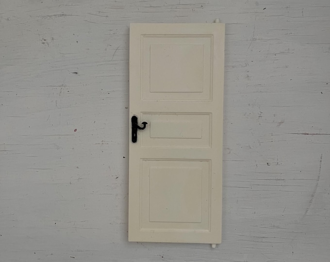 An original door for Lundby Dollhouse (1:18)