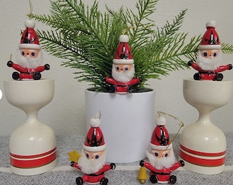 Conjunto de 5 enfeites de Natal vintage de Papai Noel em madeira pintada à mão